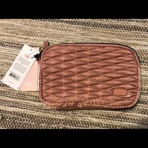 Lug Coupe in Blush Pink